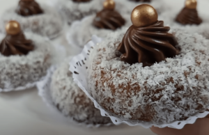 Wespennester mit Nutella, die nicht gebacken werden müssen: In 30 Minuten fertig!
