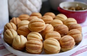 Weihnachtssüßigkeiten – Kondensmilchnüsse