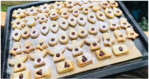 Die besten Linzer Kekse mit Marmelade