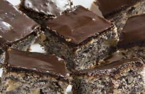 Mohn-Explosion: Rezept für ein leckeres Mohndessert mit Apfelstückchen!