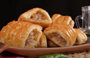 Mit Hackfleisch gefüllte Blätterteigtaschen!