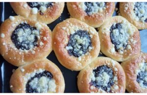 Schnelle Kuchen ohne Backen: das perfekte Rezept für einen unerwarteten Besuch