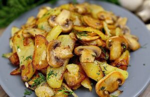 Knusprige Bratkartoffeln mit Champignons in der Pfanne: Eine unwiderstehliche Delikatesse voller Geschmack!