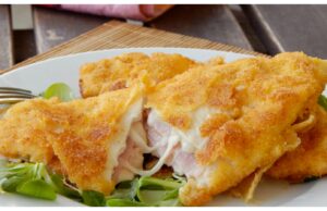Saftige, mit Schinken und Käse gefüllte Hähnchenschnitzel, ohne Braten zubereitet
