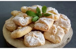 Käsekuchen-Scones mit Käsekuchenfüllung
