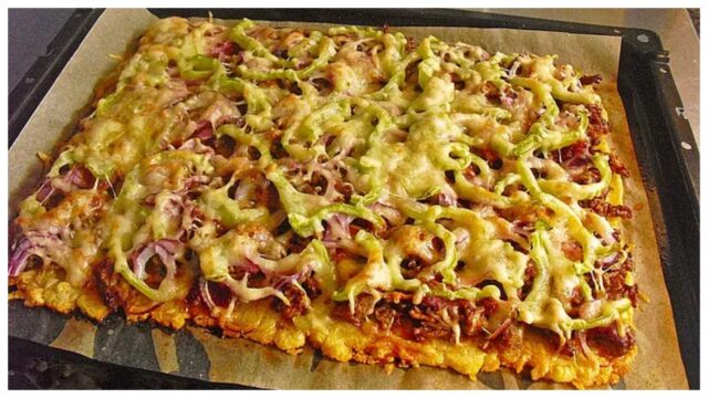 kartoffelpuffer-blech-1 Belegter Kartoffelpuffer vom Blech ohne Mehl – schnelles und sättigendes Mittagessen vom Blech