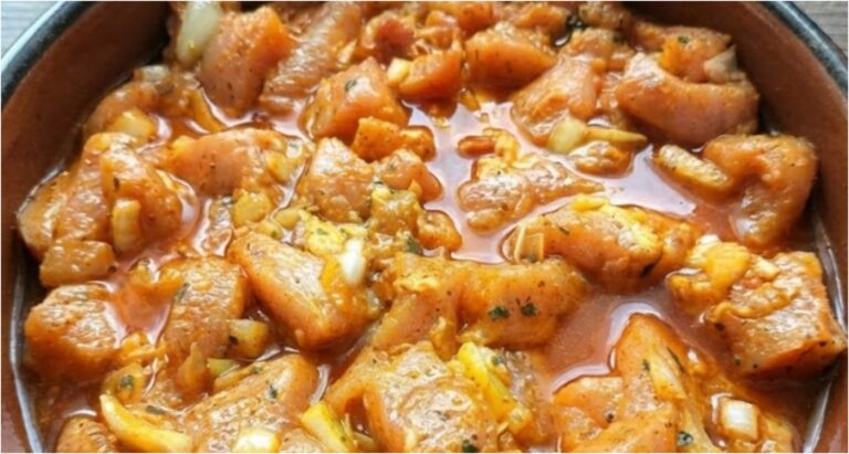 Rezept für marinierte Schweinefleischstreifen mit Curry und Senf: Zartes Fleisch, das auf der Zunge zergeht