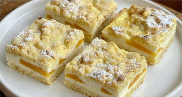 zarte-linzerschnitten-mit-quark-und-obst-501 Zarte Linzerschnitten mit Quark und Obst