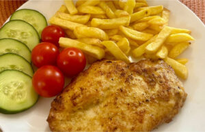 Rostbraten: Saftige Fleischscheiben in pikanter Marinade mit Senf, Sojasauce und Maggi Saftige Rostbraten – Fleischscheiben in pikanter Marinade mit Senf, Sojasauce und Maggi