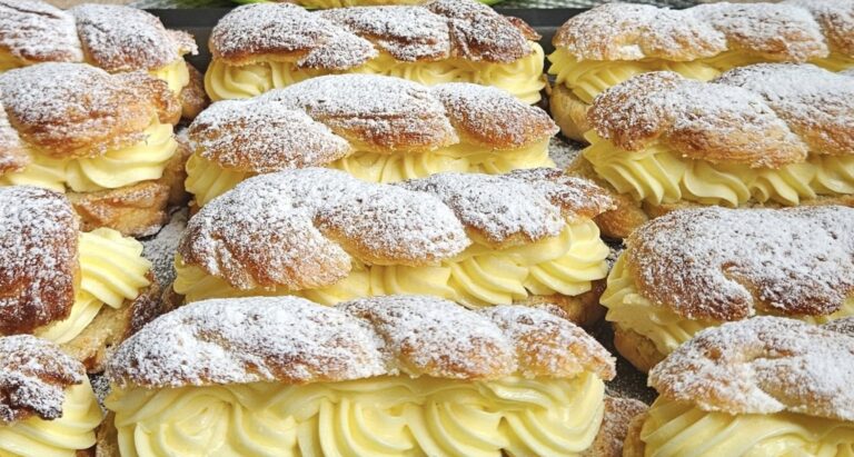 Puddinghörnchen: Duftend, luftig und gefüllt mit köstlicher Vanillecreme