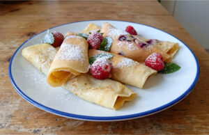 Quarkomeletts aus Quarkteig: Saftige süße Leckerei mit Obst oder Nutella Quarkomeletts mit Obst und Nutella