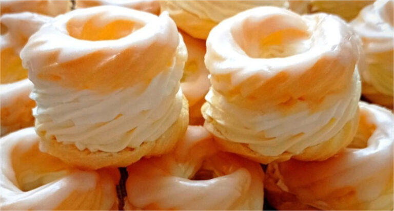Windbeutel mit Pudding-Butter-Creme: Luftiges Dessert mit Sahne und Mascarpone