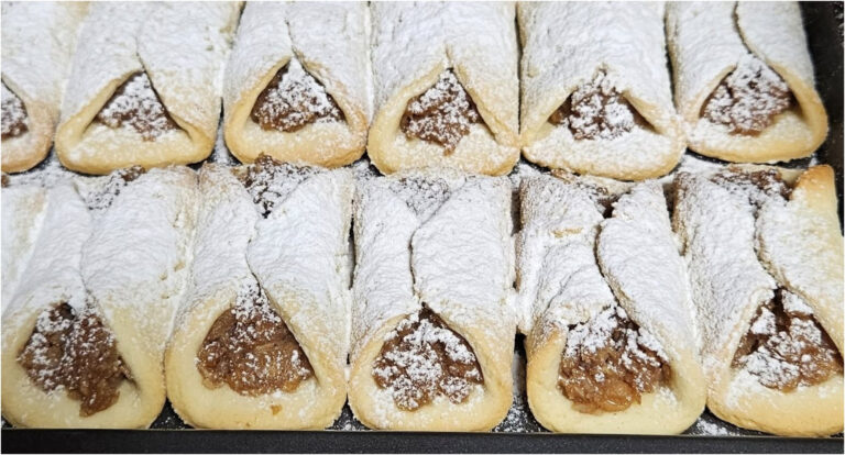 Joghurtteigtaschen: Zartes Gebäck mit Apfel-Nuss-Füllung ohne Gehzeit