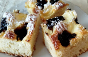 Schneller Becherkuchen mit Quark und Powidl: Einfacher Teig ohne Wiegen Schneller Becherkuchen mit Quark und Powidl – einfacher Teig ohne Wiegen
